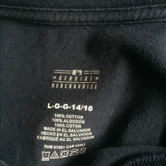 Bundle of 2 NYYankees T-shirts ⚾️ - Picture 3 of 7